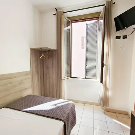 Hotell Mondial 2*