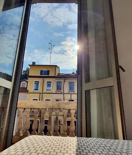 Otel Mondial