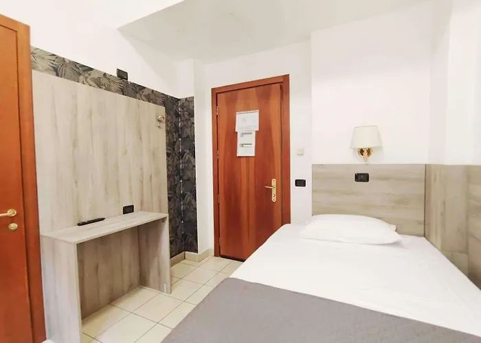 Mondial Otel 2*